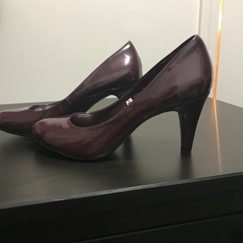 Merlot Vegan Patent Leather Pumps Size 8.5